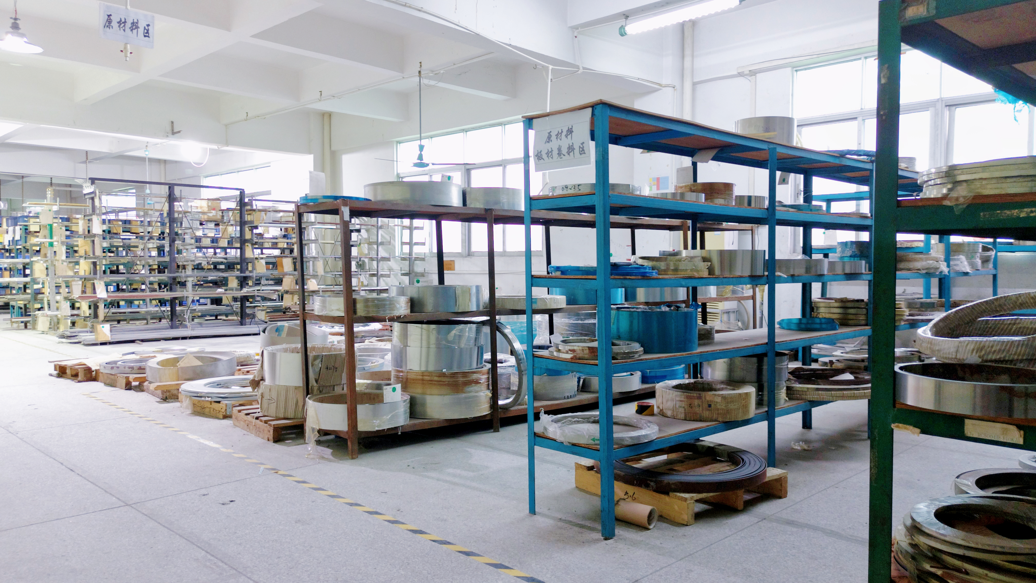 倉(cāng)儲(chǔ)區(qū)